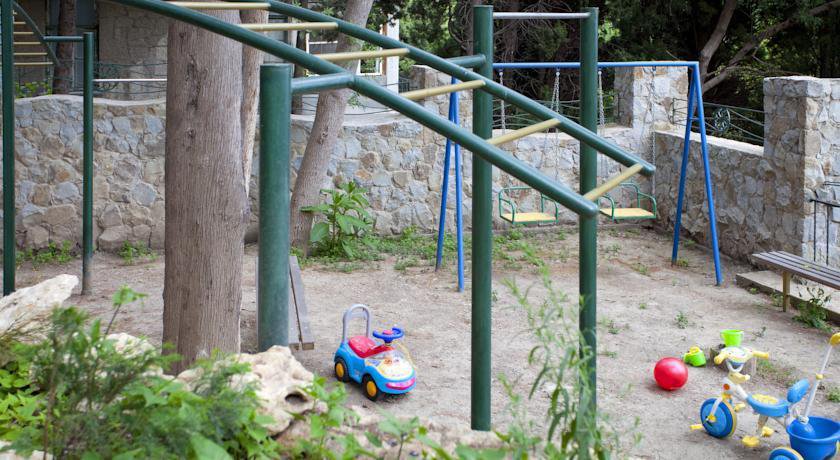 Гостиница Четыре Сезона Алупка